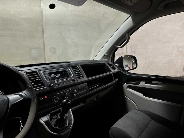 Volkswagen transporter 2.0 tdi l1h1 comfortline 150pk 2019 (origineel-nl), v-084-xr - afbeelding 5 van  51
