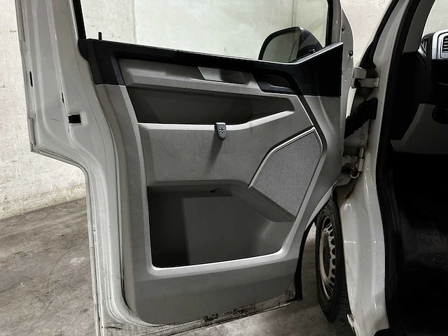 Volkswagen transporter 2.0 tdi l1h1 comfortline 150pk 2019 (origineel-nl), v-084-xr - afbeelding 15 van  51