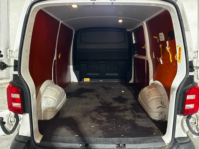 Volkswagen transporter 2.0 tdi l1h1 comfortline 150pk 2019 (origineel-nl), v-084-xr - afbeelding 18 van  51