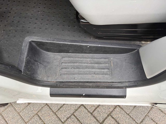 Volkswagen transporter 2.0 tdi l1h1 t800ba. bedrijfswagen - afbeelding 27 van  55