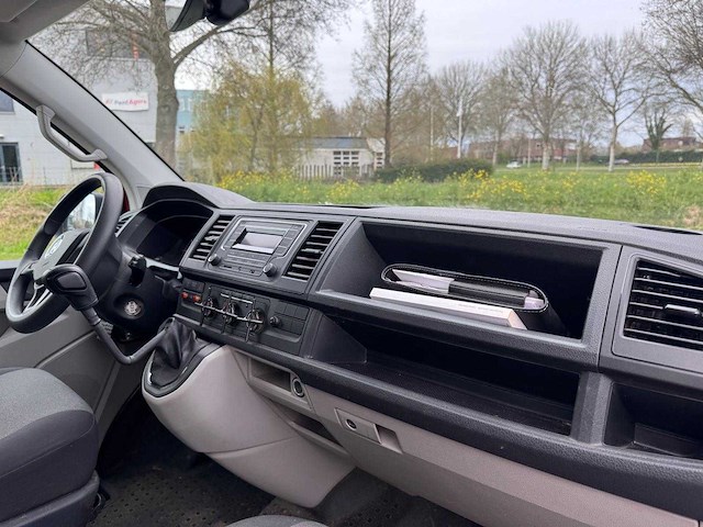 Volkswagen transporter 2.0 tdi l1h1 trendline rolstoel voorbereid, vfn-79-s - afbeelding 11 van  14