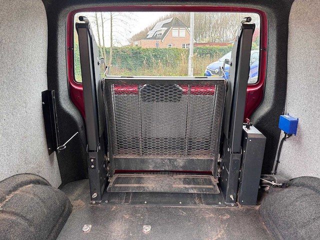 Volkswagen transporter 2.0 tdi l1h1 trendline rolstoel voorbereid, vfn-79-s - afbeelding 12 van  12