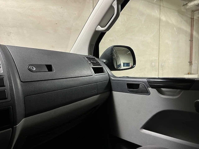 Volkswagen transporter 2.0 tdi l1h2 140pk 2015 (origineel-nl) automaat, vl-857-r - afbeelding 14 van  44