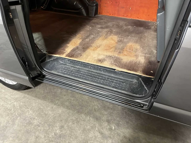 Volkswagen transporter 2.0 tdi l1h2 140pk 2015 (origineel-nl) automaat, vl-857-r - afbeelding 19 van  44