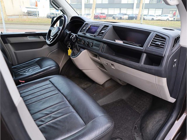 Volkswagen transporter 2.0 tdi l1h2 highline automaat 2018, v-860-lj - afbeelding 6 van  26