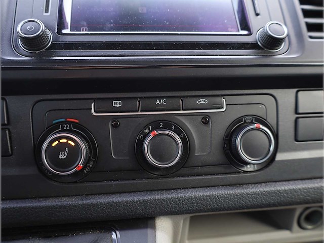 Volkswagen transporter 2.0 tdi l1h2 highline automaat 2018, v-860-lj - afbeelding 10 van  26