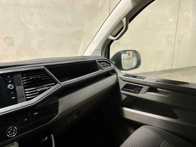 Volkswagen transporter 2.0 tdi l2h1 109pk 2021 (origineel-nl) dubbele cabine, vhj-81-n - afbeelding 9 van  43