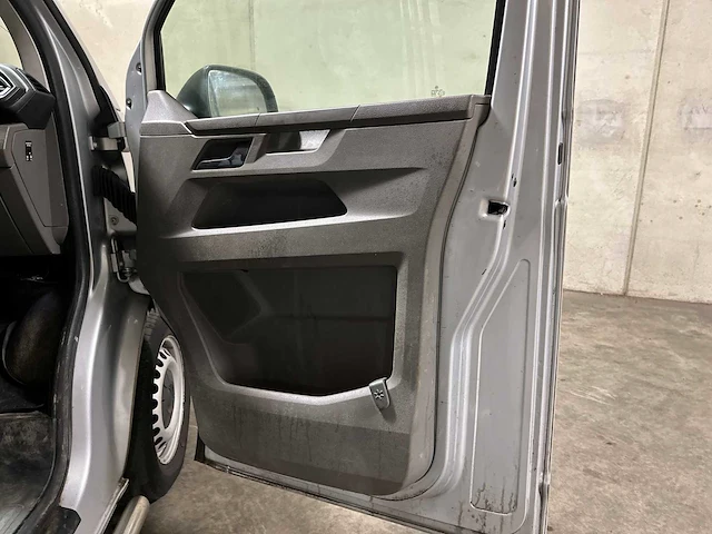 Volkswagen transporter 2.0 tdi l2h1 109pk 2021 (origineel-nl) dubbele cabine, vhj-81-n - afbeelding 16 van  43