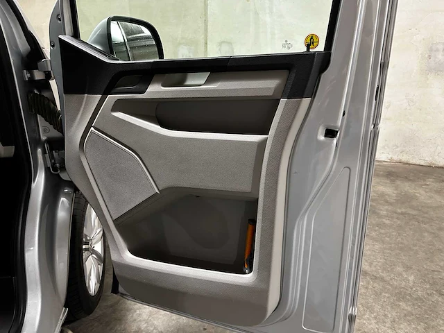 Volkswagen transporter 2.0 tdi l2h1 179pk 2015 (origineel-nl + 1e eigenaar) automaat, vs-398-b - afbeelding 29 van  59