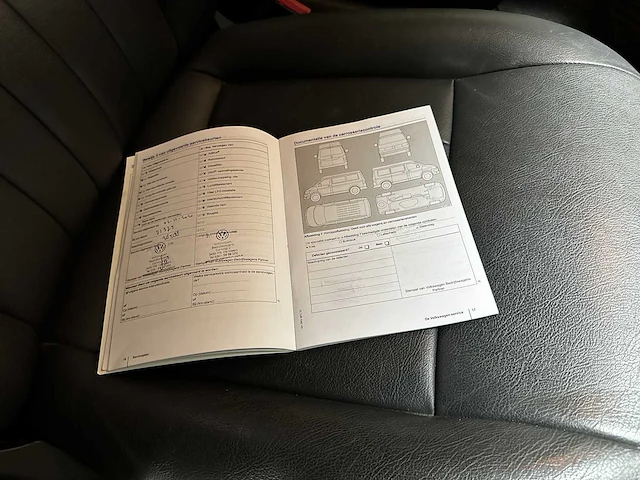 Volkswagen transporter 2.0 tdi l2h1 179pk 2015 (origineel-nl + 1e eigenaar) automaat, vs-398-b - afbeelding 39 van  59