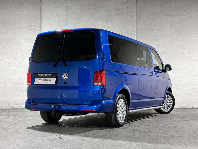 Volkswagen transporter 2.0 tdi l2h1 30 dc 6-persoons highline 150pk 2020 (origineel-nl), vgk-42-l bedrijfswagen - afbeelding 12 van  13