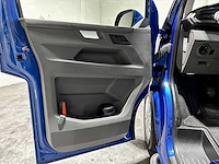 Volkswagen transporter 2.0 tdi l2h1 30 dc 6-persoons highline 150pk 2020 (origineel-nl), vgk-42-l bedrijfswagen - afbeelding 5 van  9