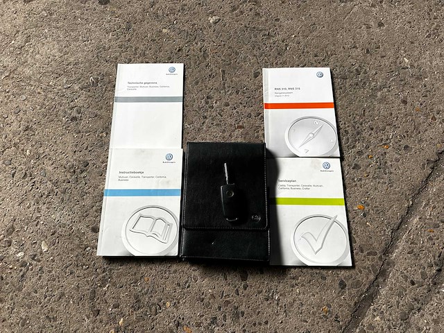 Volkswagen transporter 2.0 tdi l2h1 4motion comfortline dc 177pk 2013 (origineel-nl) automaat, vb-651-p - afbeelding 21 van  45