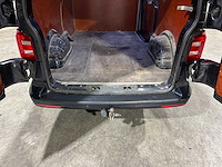 Volkswagen transporter 2.0 tdi l2h1 "automaat" highline 204pk 2018 (origineel-nl), v-921-sg bedrijfswagen - afbeelding 16 van  32