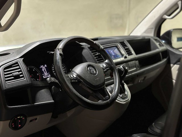 Volkswagen transporter 2.0 tdi l2h1 "automaat" highline 204pk 2018 (origineel-nl), v-921-sg bedrijfswagen - afbeelding 32 van  32