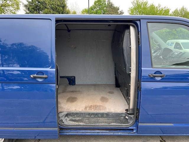 Volkswagen transporter 2.0 tdi l2h1 basel. 3-persoons, v-918-nf - afbeelding 15 van  18