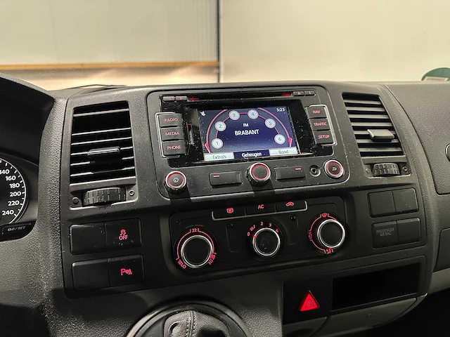 Volkswagen transporter 2.0 tdi l2h1 com. dubbel cabine 2-vxj-77 - afbeelding 6 van  23