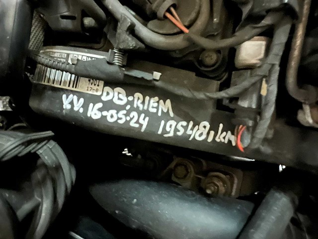 Volkswagen transporter 2.0 tdi l2h1 comfortline, vs-882-t - afbeelding 18 van  18