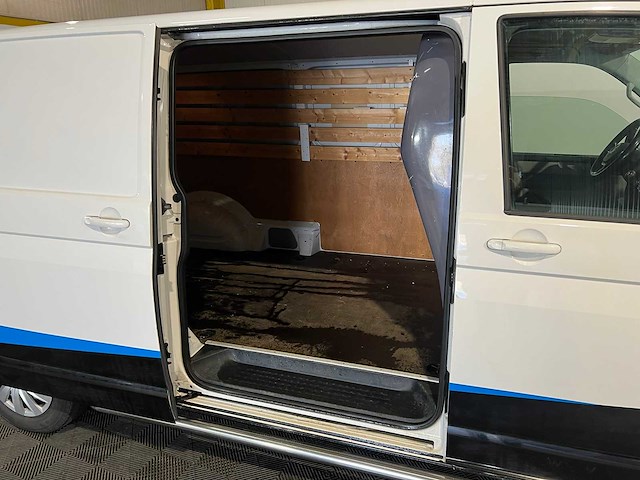 Volkswagen transporter 2.0 tdi l2h1 comfortline, vs-882-t - afbeelding 13 van  16