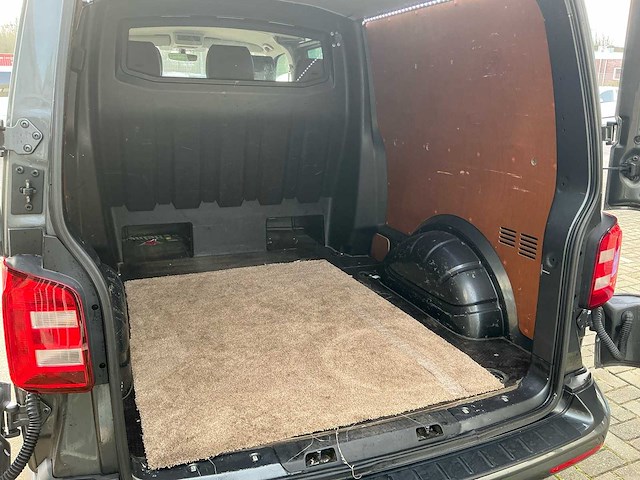 Volkswagen transporter 2.0 tdi l2h1 dc bedrijfswagen - afbeelding 14 van  31
