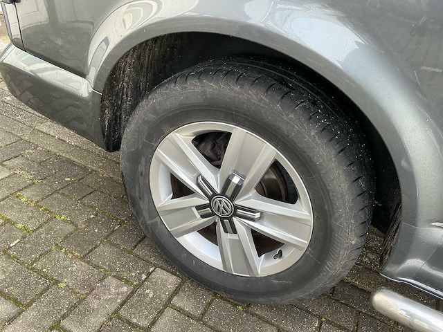 Volkswagen transporter 2.0 tdi l2h1 dc bedrijfswagen - afbeelding 22 van  31