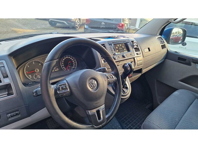 Volkswagen transporter 2.0 tdi l2h1 dc trendline | vg-652-p - afbeelding 14 van  17