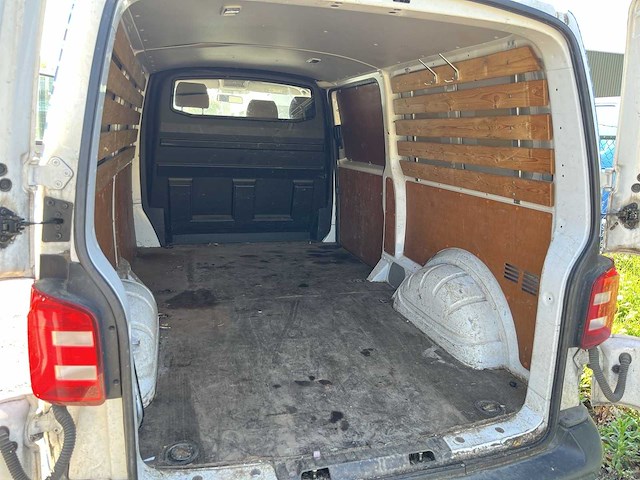 Volkswagen transporter 2.0 tdi l2h1 highline 4-motion | vbv-49-v - afbeelding 19 van  25