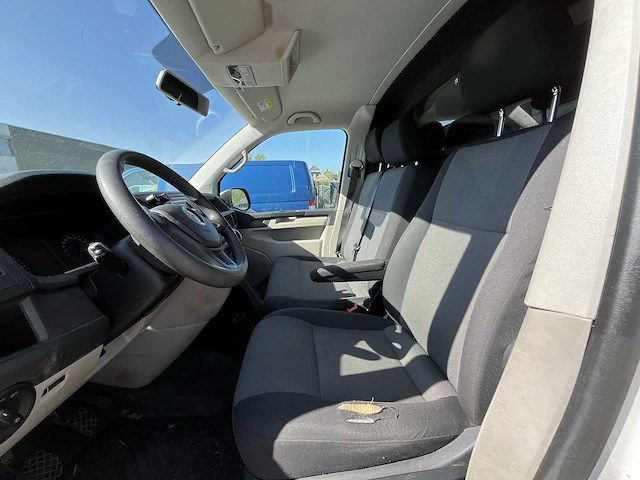 Volkswagen transporter 2.0 tdi l2h1 highline 4-motion | vbv-49-v - afbeelding 20 van  25