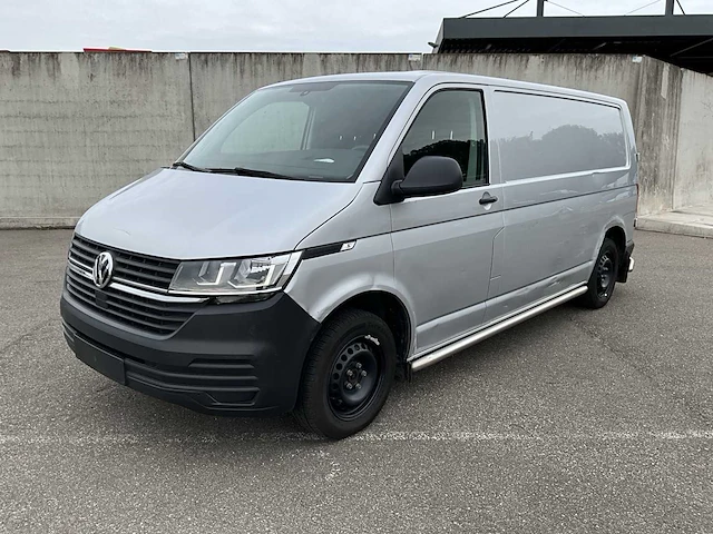 Volkswagen transporter 2.0 tdi l2h1 xl 150pk -automaat- 2023 v-34-rhj (49.230km) - afbeelding 1 van  2