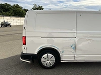 Volkswagen transporter 2.0 tdi l2h1 xl 150pk 3-persoons 2023 v-03-rhj (33.170km) - afbeelding 17 van  20