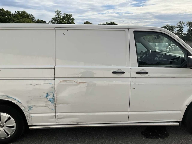 Volkswagen transporter 2.0 tdi l2h1 xl 150pk 3-persoons 2023 v-03-rhj (33.170km) - afbeelding 18 van  20