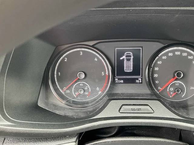 Volkswagen transporter 2.0 tdi l2h1 xl 150pk 3-persoons 2023 v-05-rgn (35.548km) - afbeelding 11 van  24