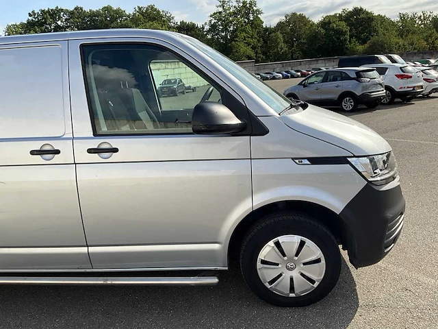 Volkswagen transporter 2.0 tdi l2h1 xl 150pk 3-persoons 2023 v-27-rgh (34.306km) - afbeelding 1 van  13