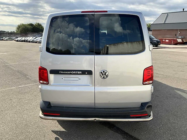 Volkswagen transporter 2.0 tdi l2h1 xl 150pk 3-persoons 2023 v-27-rgh (34.306km) - afbeelding 2 van  5
