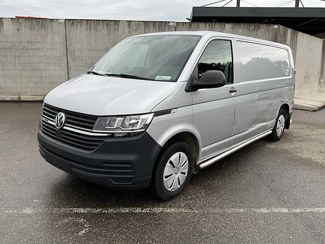 Volkswagen transporter 2.0 tdi l2h1 xl 150pk 3-persoons 2023 v-57-rgg (41.975km) - afbeelding 1 van  4