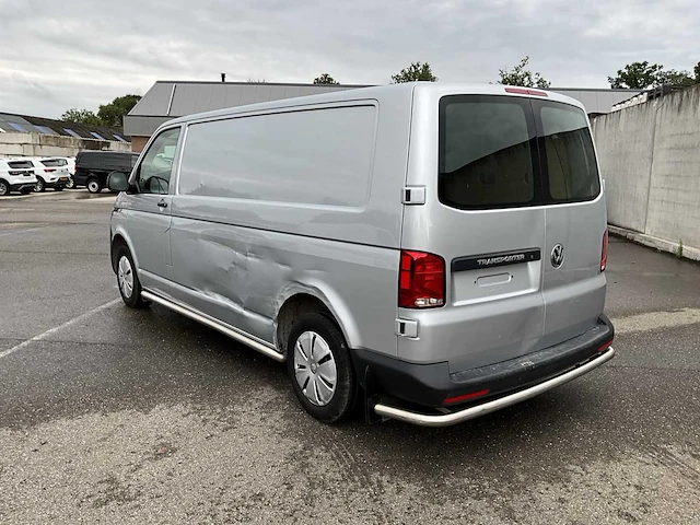 Volkswagen transporter 2.0 tdi l2h1 xl 150pk 3-persoons 2023 v-57-rgg (41.975km) - afbeelding 4 van  4