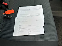 Volkswagen transporter 2.0 tdi trendline 3-persoons 150pk 2018 (origineel-nl), v-476-ks - afbeelding 27 van  35