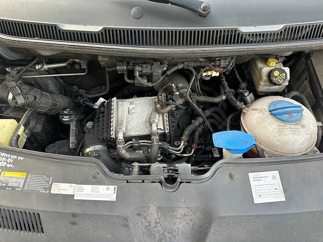 Volkswagen transporter 2.0 tdi trendline 3-persoons 150pk 2018 (origineel-nl), v-476-ks - afbeelding 29 van  35
