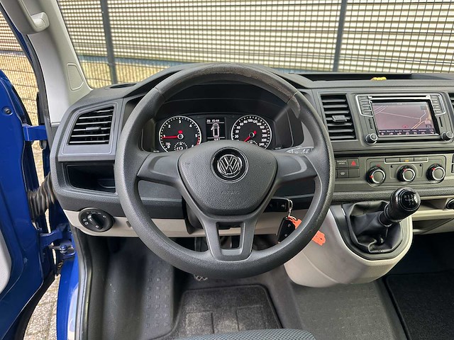 Volkswagen transporter 2.0 tdi trendline 3-persoons 150pk 2018 (origineel-nl), v-476-ks - afbeelding 4 van  35