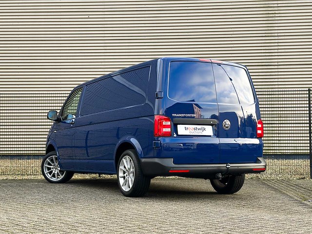 Volkswagen transporter 2.0 tdi trendline 3-persoons 150pk 2018 (origineel-nl), v-476-ks - afbeelding 35 van  35