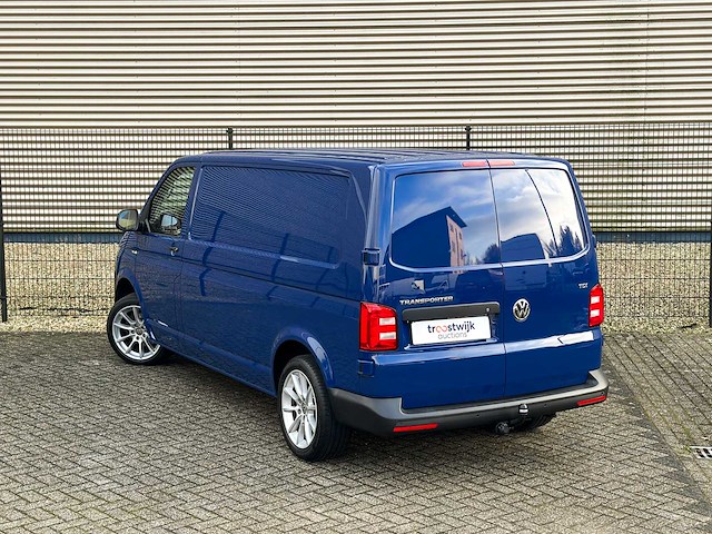 Volkswagen transporter 2.0 tdi trendline 3-persoons 150pk 2018 (origineel-nl), v-476-ks - afbeelding 2 van  35