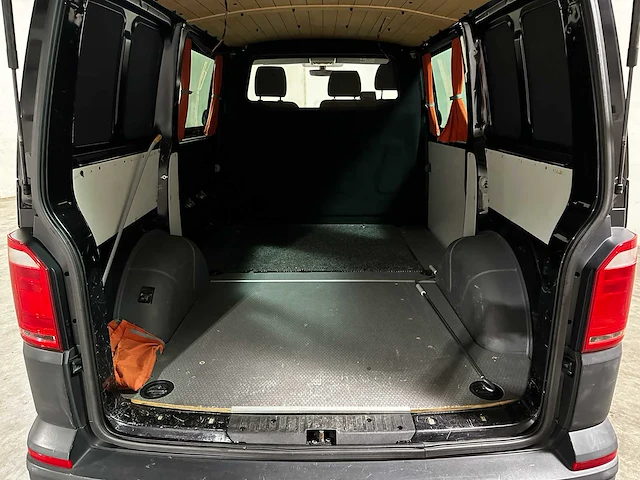 Volkswagen transporter 2.0 tsi 204pk 2016 (automaat) 3-persoons, v-17-lfz - afbeelding 27 van  57