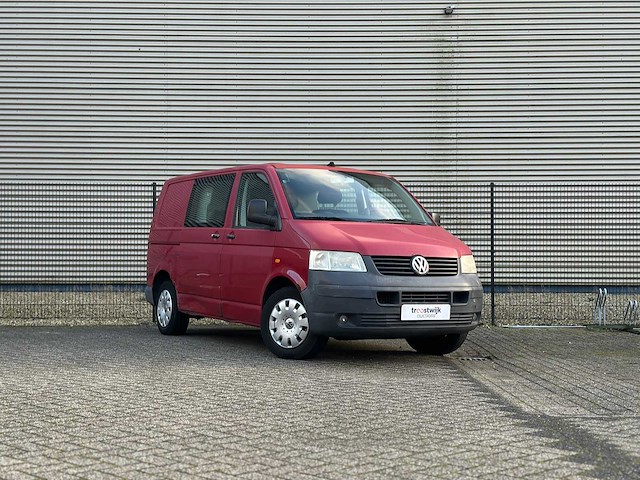 Volkswagen transporter 2.5 tdi 300 131pk 2005, 65-vxt-4 - afbeelding 28 van  33