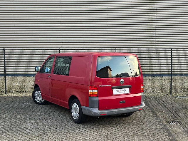 Volkswagen transporter 2.5 tdi 300 131pk 2005, 65-vxt-4 - afbeelding 32 van  33