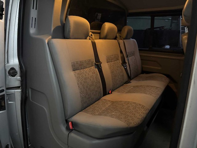 Volkswagen transporter 2.5 tdi 300 131pk 2005 dubbelcabine, 65-vxt-4 - afbeelding 27 van  40