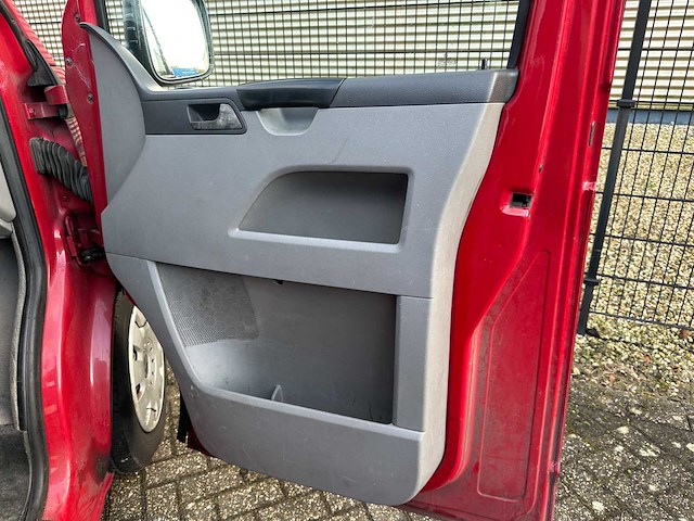 Volkswagen transporter 2.5 tdi 300 bud.dc 131pk 2005, 93-bt-sn youngtimer - afbeelding 17 van  33