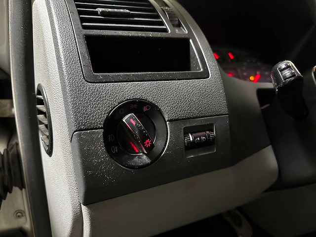Volkswagen transporter 2.5 tdi 300 comfortline dubbele cabine 131pk 2009 (origineel-nl) automaat, 62-vzd-8 - afbeelding 5 van  48