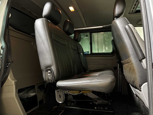 Volkswagen transporter 2.5 tdi 300 comfortline dubbele cabine 131pk 2009 (origineel-nl) automaat, 62-vzd-8 - afbeelding 17 van  48