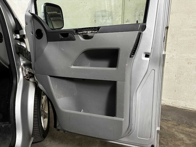 Volkswagen transporter 2.5 tdi 300 comfortline dubbele cabine 131pk 2009 (origineel-nl) automaat, 62-vzd-8 - afbeelding 18 van  48