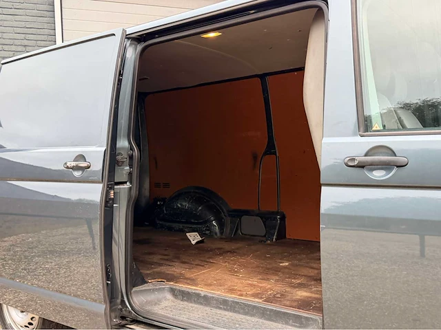 Volkswagen transporter 2.5 tdi 340 apple carplay - airco - mhd bedrijfswagen - afbeelding 12 van  13